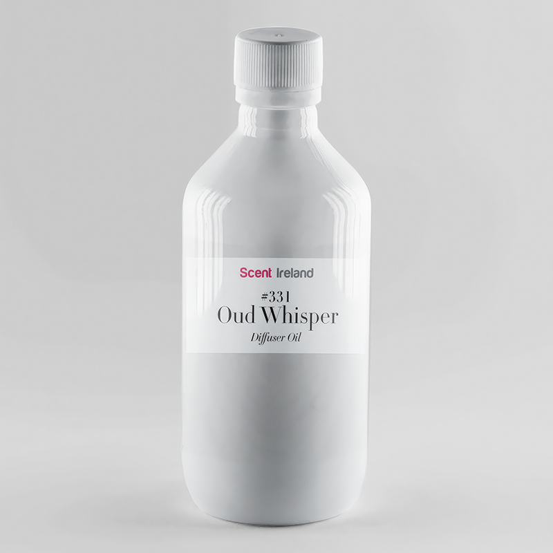 Oud wood fragrance oil with smoky Arabian oud, sandalwood and amber notes